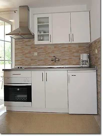 Apartments Nautica 0*, Barbat na Rabu